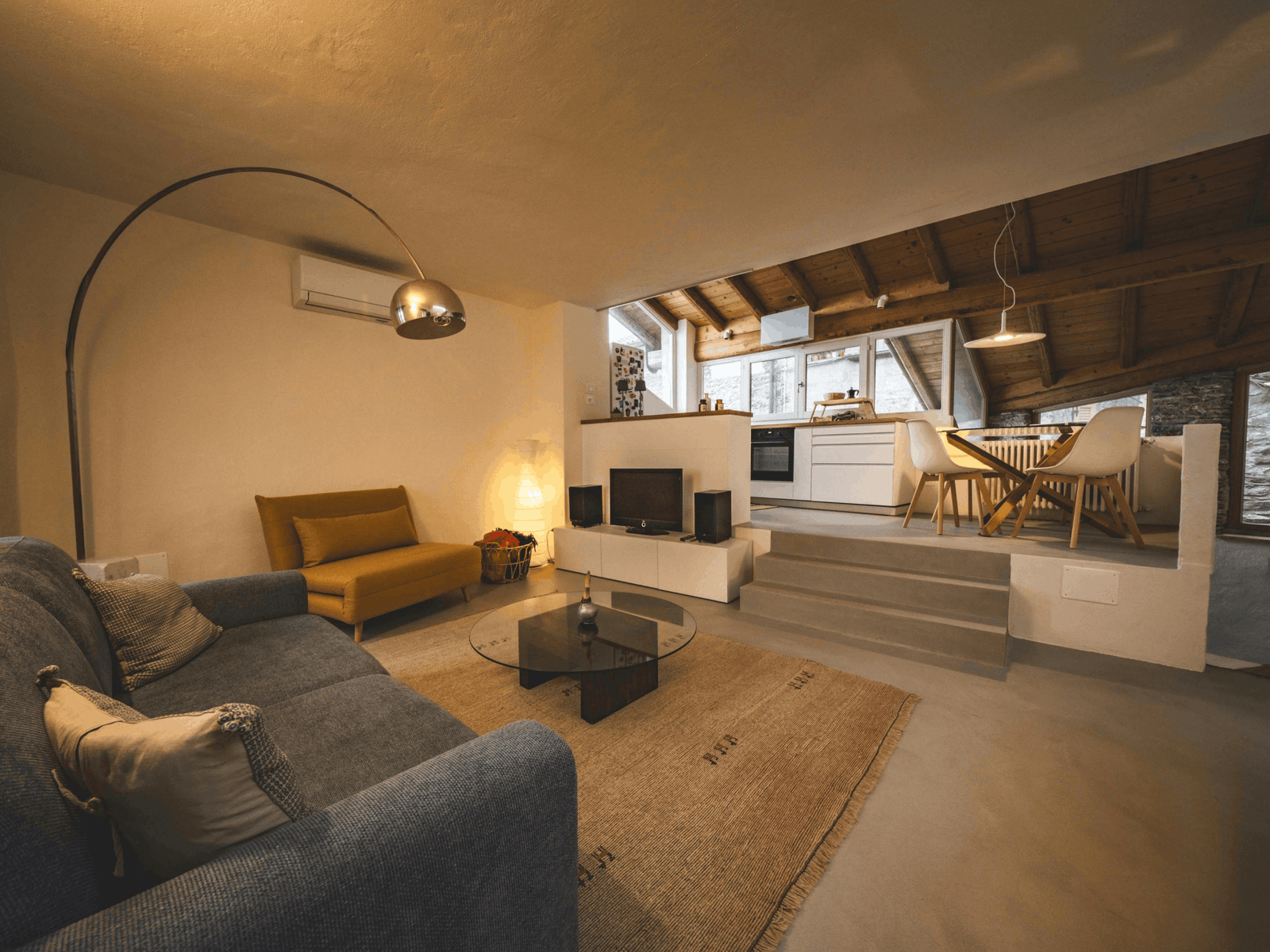 Living spaces and small commercial interiors